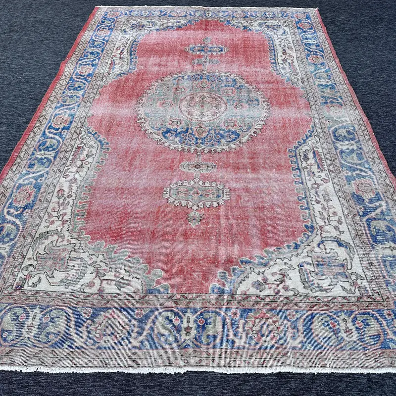 Roter und blauer Ombré-Teppich, 0,6 x 10,8 Fuß, schickes Dekor