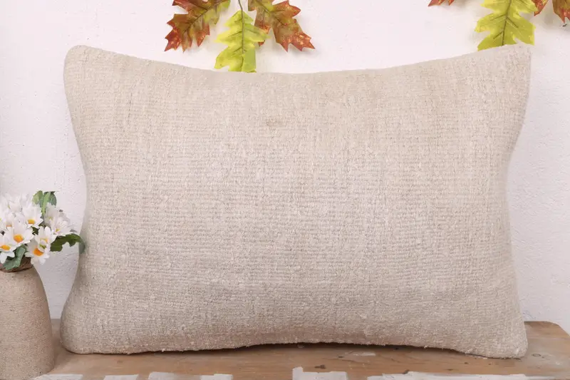 Nomadic Cushion, Vintage Kilim Throw Pillow, 16x24 White Pillow Sham, Handwoven Cushion Cover, Turkish Pillow, Pillow Cover, Handmade Kilim Cushion - 2