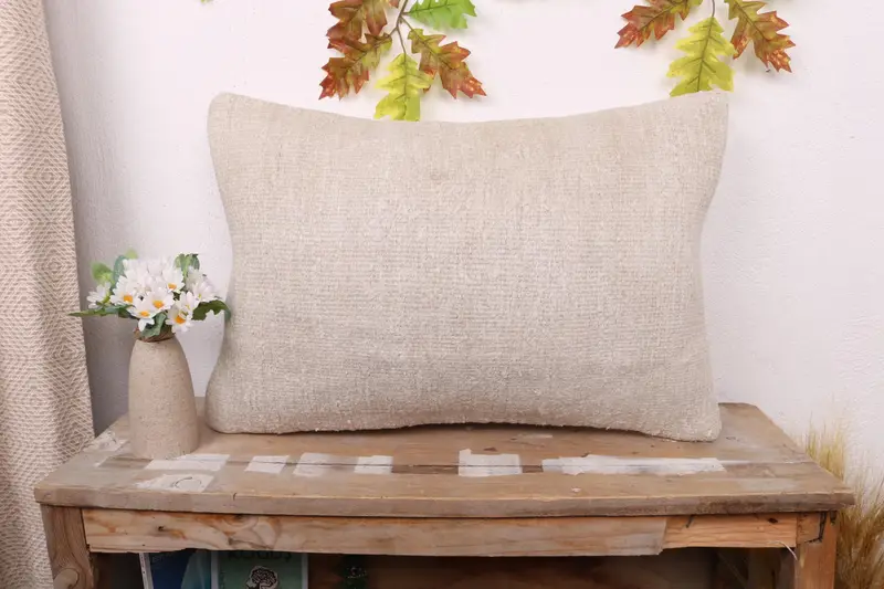 Nomadic Cushion, Vintage Kilim Throw Pillow, 16x24 White Pillow Sham, Handwoven Cushion Cover, Turkish Pillow, Pillow Cover, Handmade Kilim Cushion - 1