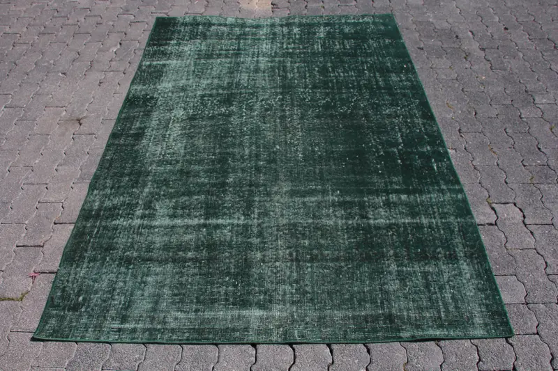 Elegant Green Oriental Rug, 4,8x6,9 ft Chic Decor