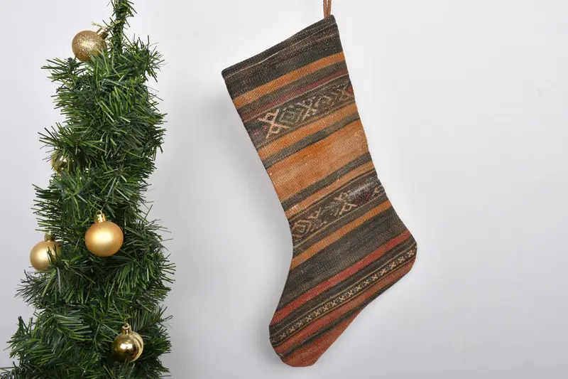 Patrón de adornos navideños festivos, calcetín navideño de 7 pulgadas de ancho