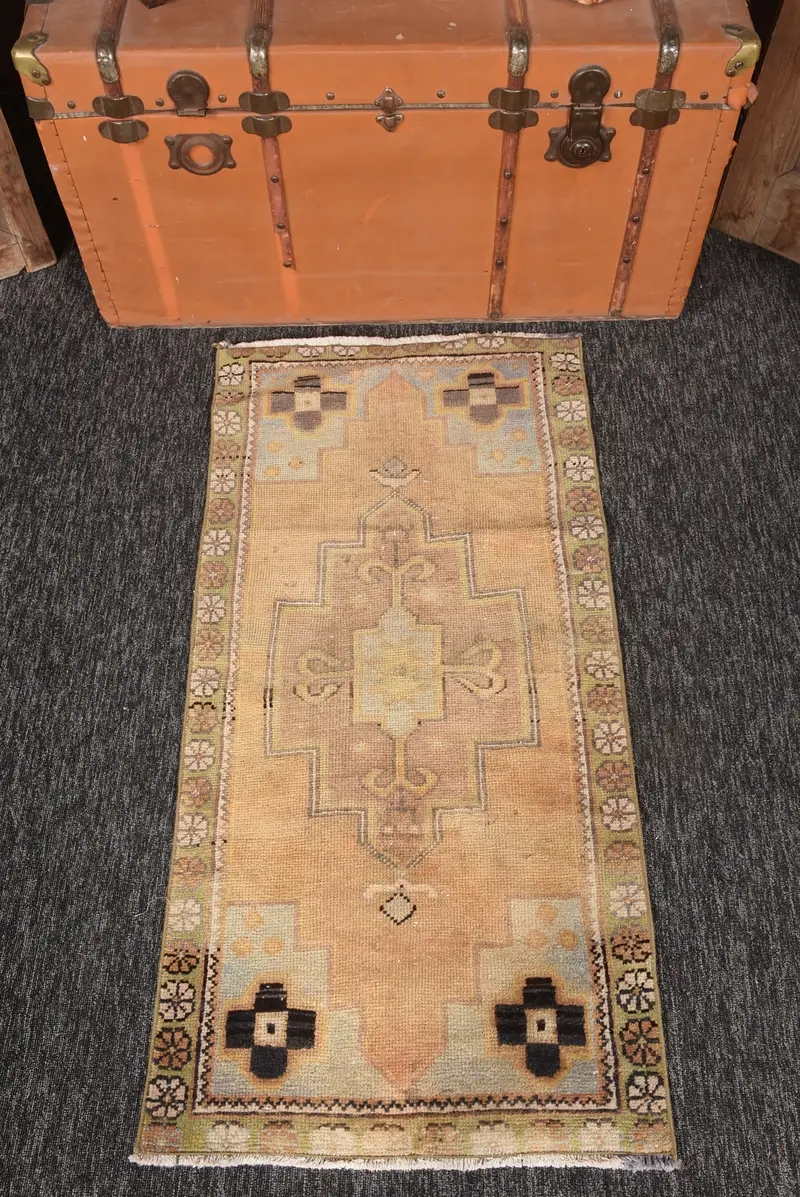 Türkischer 2x4 ft Teppich, Oushak Vintage Teppich, gelber geometrischer Teppich aus Wolle - 1