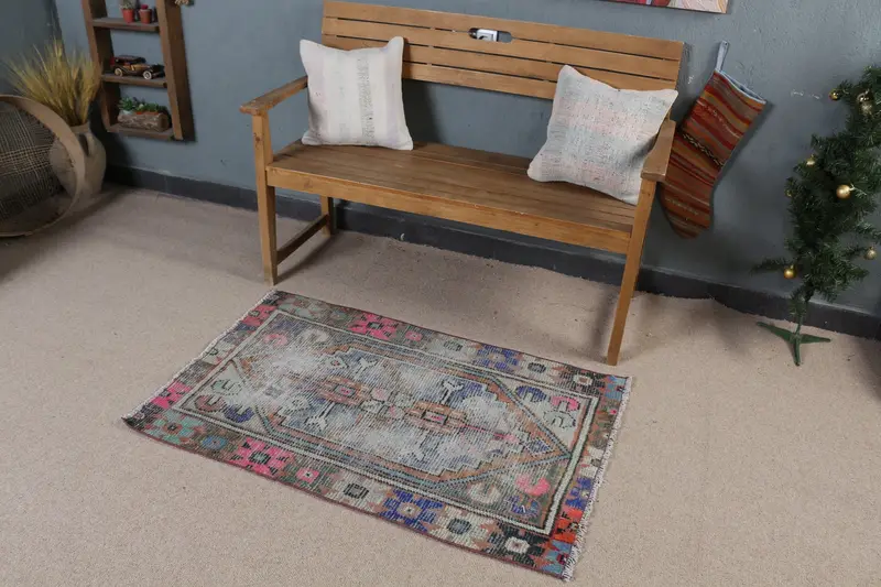 ブルー モロッコ ラグ、2.5x3.9 フィート、鮮やかなオレンジのアクセント