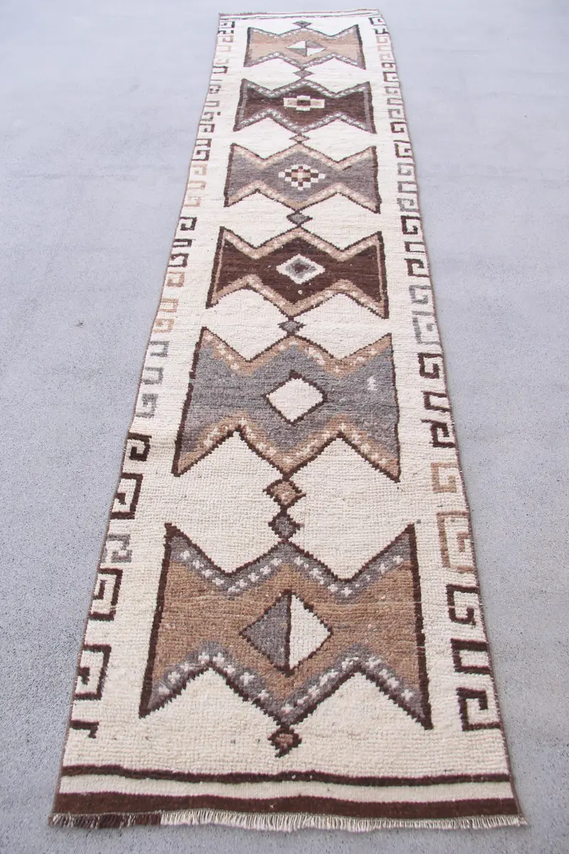 Elegant Beige Moroccan Rug, 2.7x11.5 ft Chic Decor