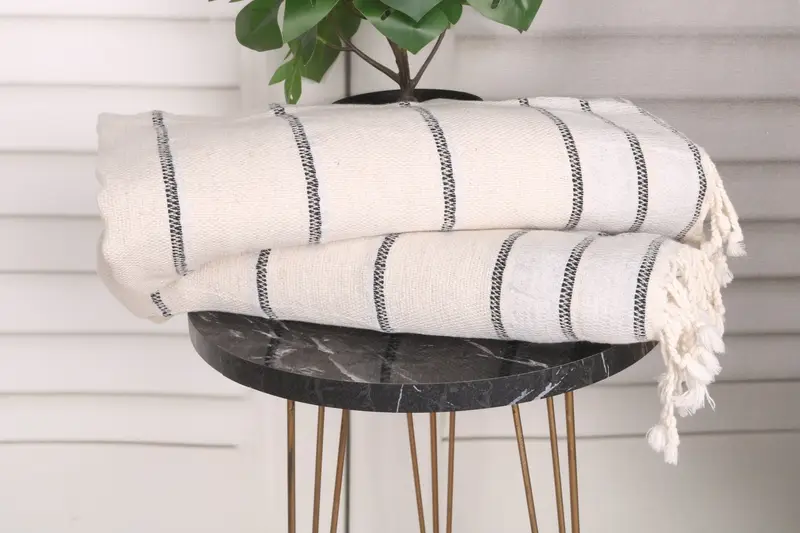 Monogram havlu, banyo havlu, 40x20 keten çizgili havlu, düğün iyiliği, gelin duş hediyesi, yaz havlu, nedime hediyeleri, iş arkadaşı için hediye - 3