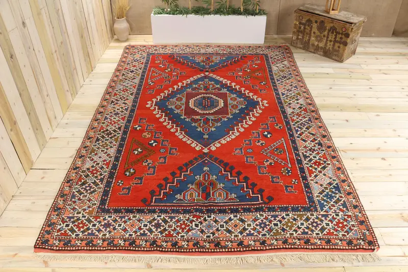 Handmade 6x10 ft Persian Rug, Red and Blue