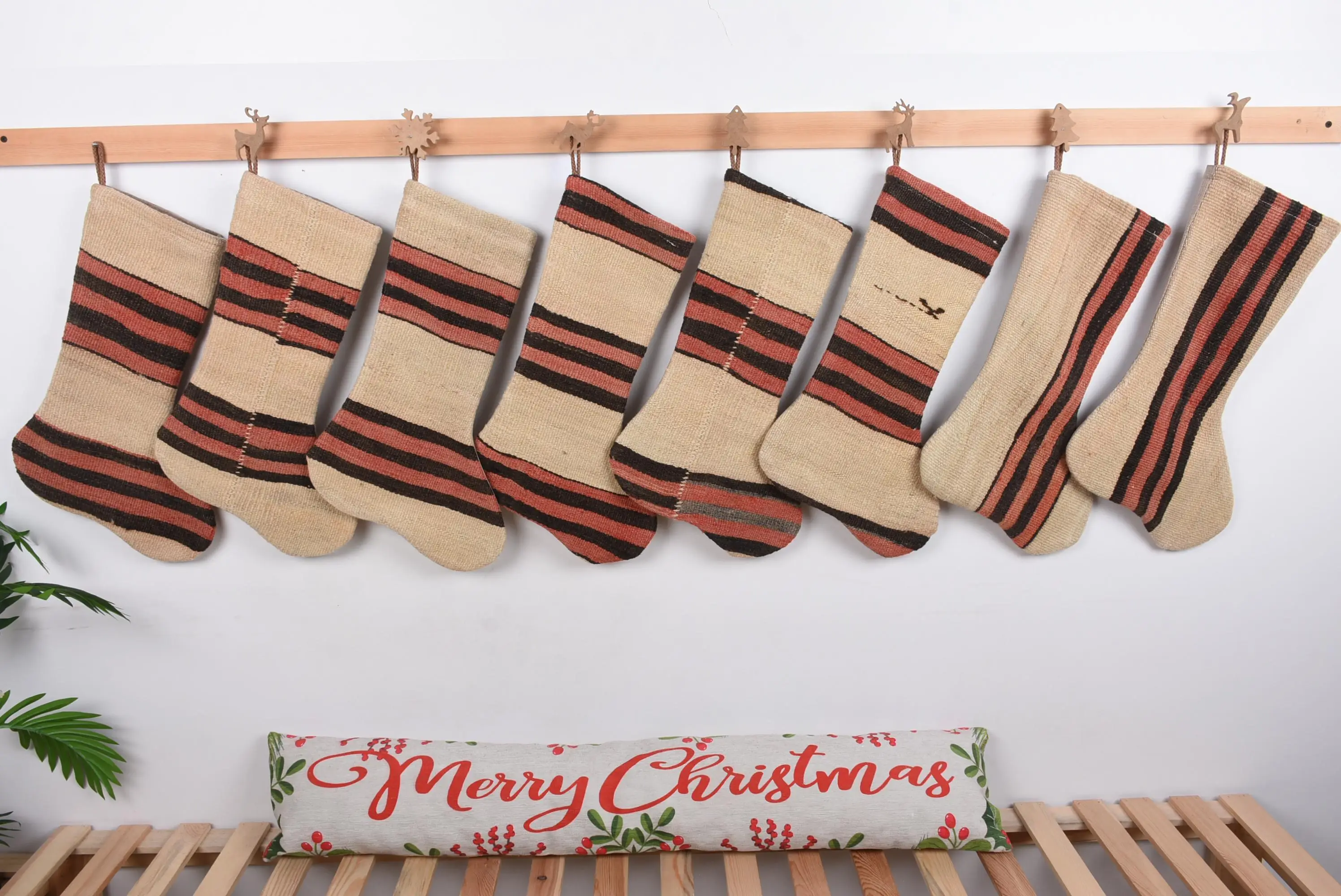 Bej Noel Süs Çorabı, 8 İnç Geniş Şenlik Çorabı - 1