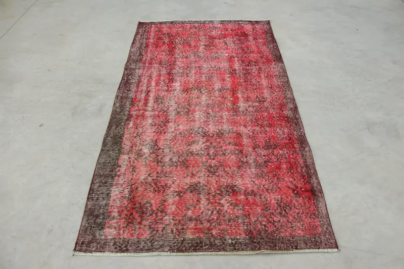 Türk Vintage Halı 3.6x6.6 ft (111x202 cm), Oushak Kırmızı Soyut Halı - 1