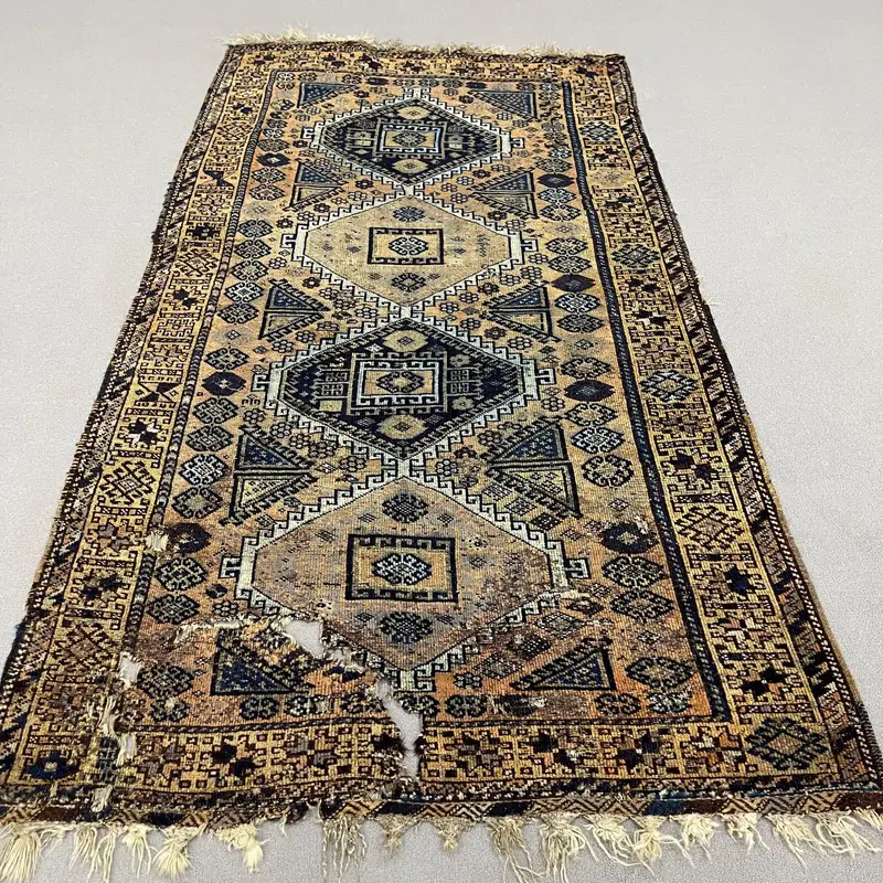 Alfombra de camuflaje azul, 4,3 x 8 pies con detalles en naranja