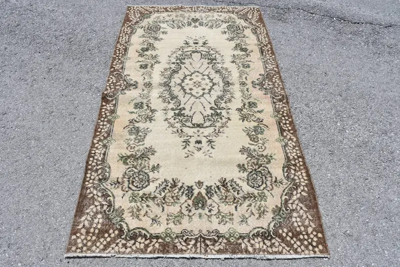Vintage Halı, Alan 3.8x6.9 ft Halı, Oushak Kahverengi Bitkiler ve ağaçlar Halı - 1