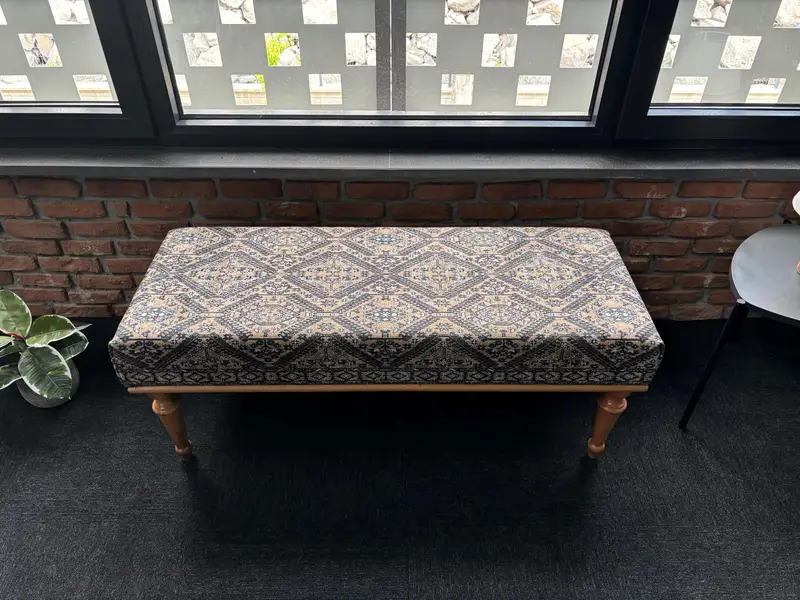 モジュール式ベージュ&ブラウンキリムオットマン、ウールブレンド生地オットマン