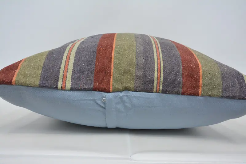 Lila und grün gestreiftes Wurfkissen, 32x32 besticktes Hanfkissen