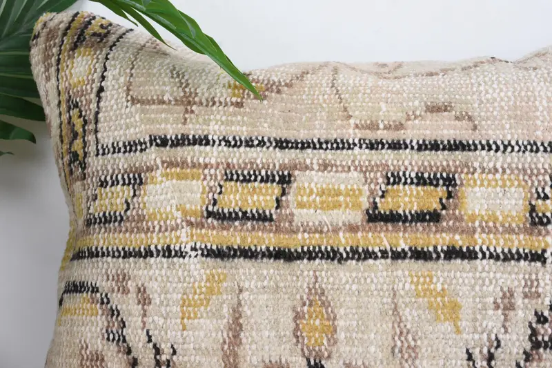 Cushion Case, Decorative Cushion Case, Throw Kilim Pillow, Outdoor Pillow Sham, Vintage Kilim Pillow, 16x24 Beige Pillow Sham, Vintage Pillow - 2