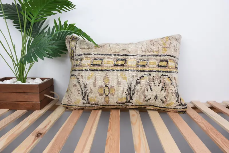 Cushion Case, Decorative Cushion Case, Throw Kilim Pillow, Outdoor Pillow Sham, Vintage Kilim Pillow, 16x24 Beige Pillow Sham, Vintage Pillow - 1
