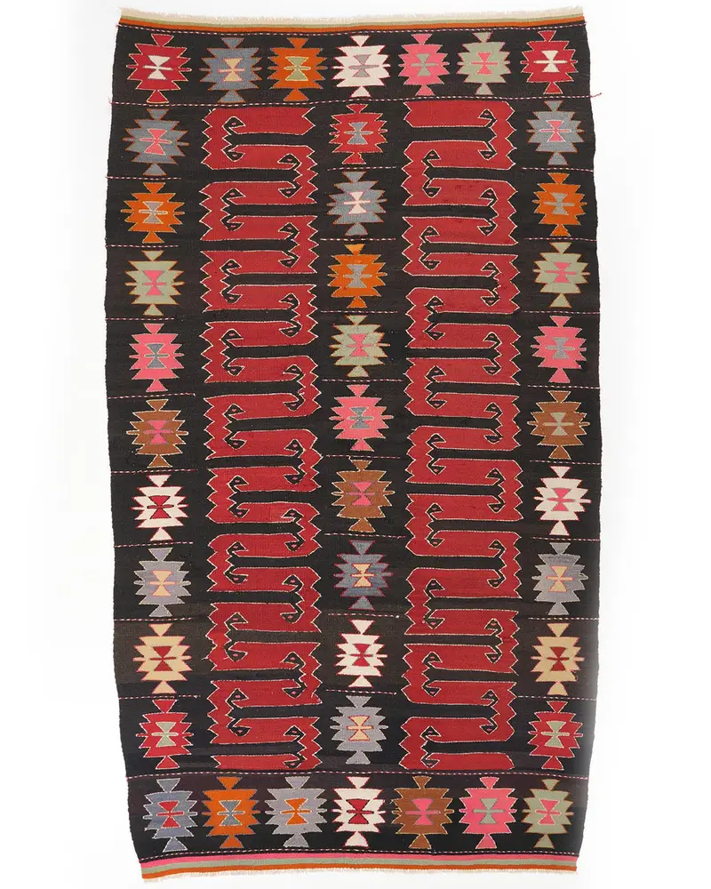 Zarif Siyah Halı, Kırmızı Desenli 5,2x10,3 ft