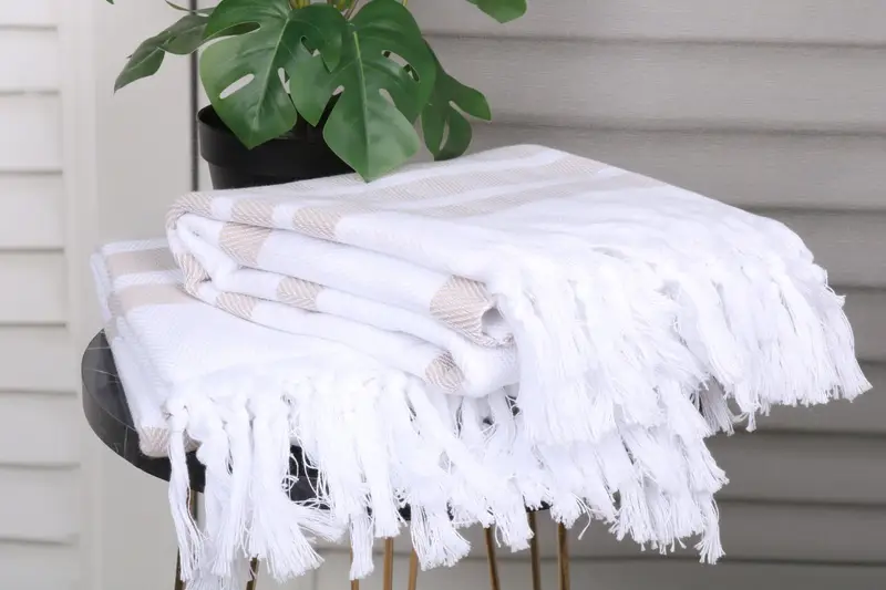 Family Gift, Sand-free towel, Sand-resistant Turkish towel for the beach, Fouta towel, Lightweight Turkish towel, 70x40 Cotton Herringbone Towel - 3