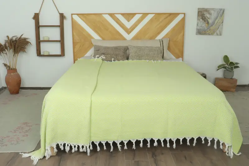 Housewarming Gift, Best Friend Gift Ideas, Woven Blanket, 76x64 Cotton Zig zag Towel, Beach Theme Bachelorette Party, Bridal Shower Gift - 1