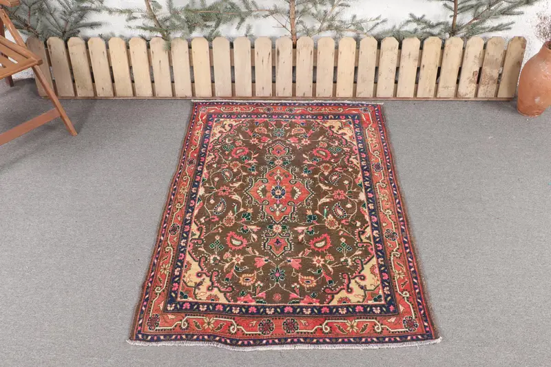 Handmade Oriental Rug, Brown & Pink 3,4x4,6 ft