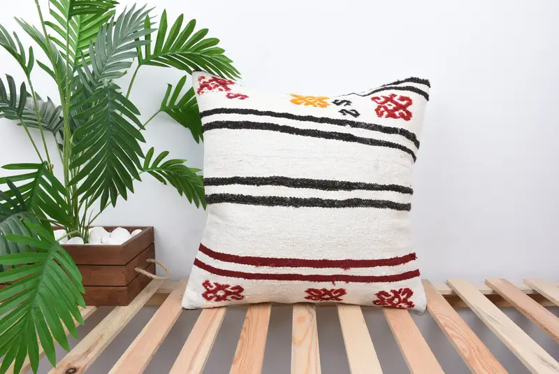 Outdoor Throw Cushion Case, 20x20 White Pillow Cover, Pillow for Couch, Pillow, Home Decor Pillow, Boho Throw Cushion Cover, Handmade Kilim Cushion - 1