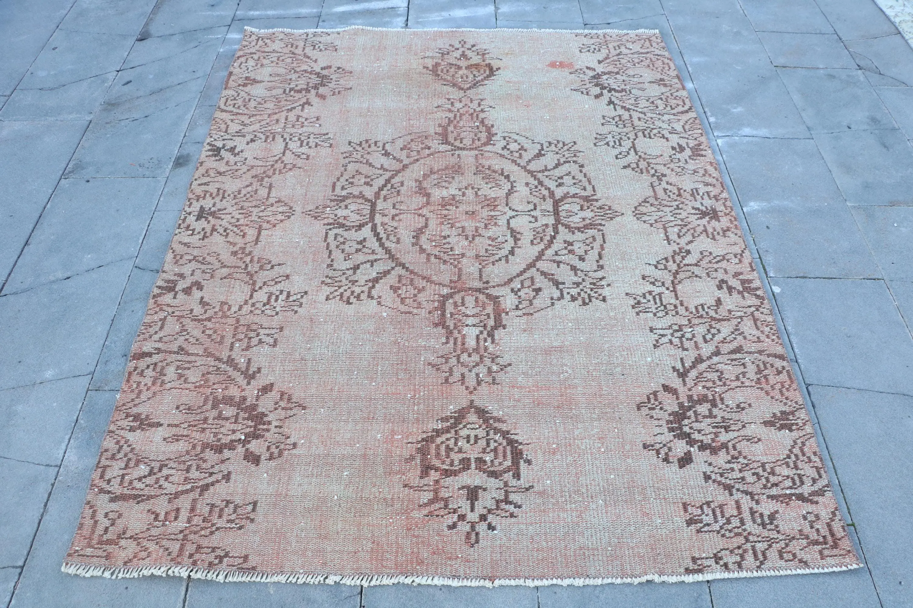 Turkish Vintage Rug, 4.7x6 ft Rug, Red Floral Wool Rug - 1