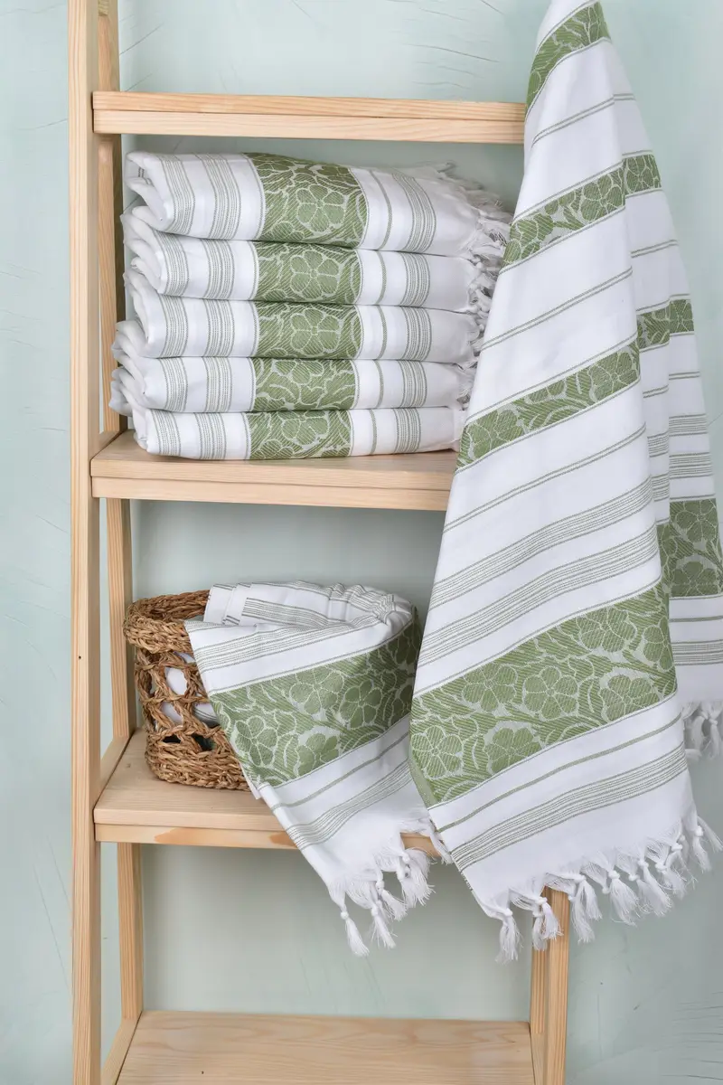 Personalized Towel, Cotton towel, Bathroom Towel, Personalized Gifts, 70x40 Cotton Daisy Design Towel, Sand-resistant Turkish towel for the beach - 4