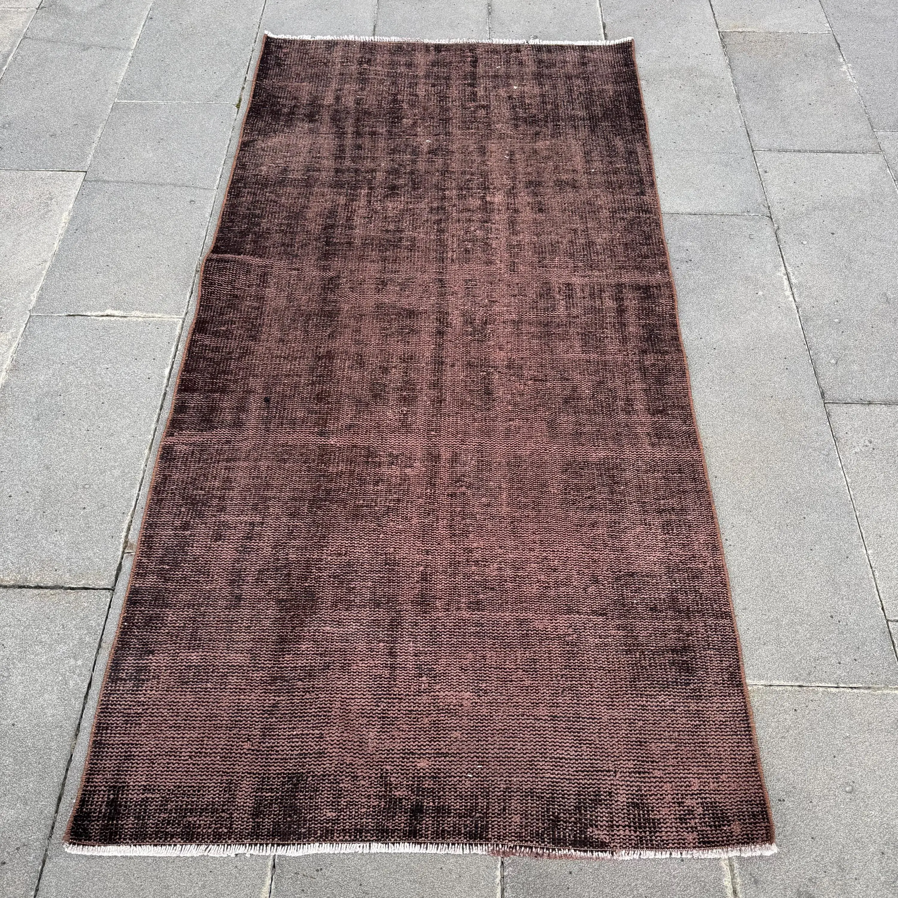 Alfombra vintage turca, alfombra decorativa de 3,1x6,2 pies (95x190 cm), alfombra de lana con bordes marrones - 1