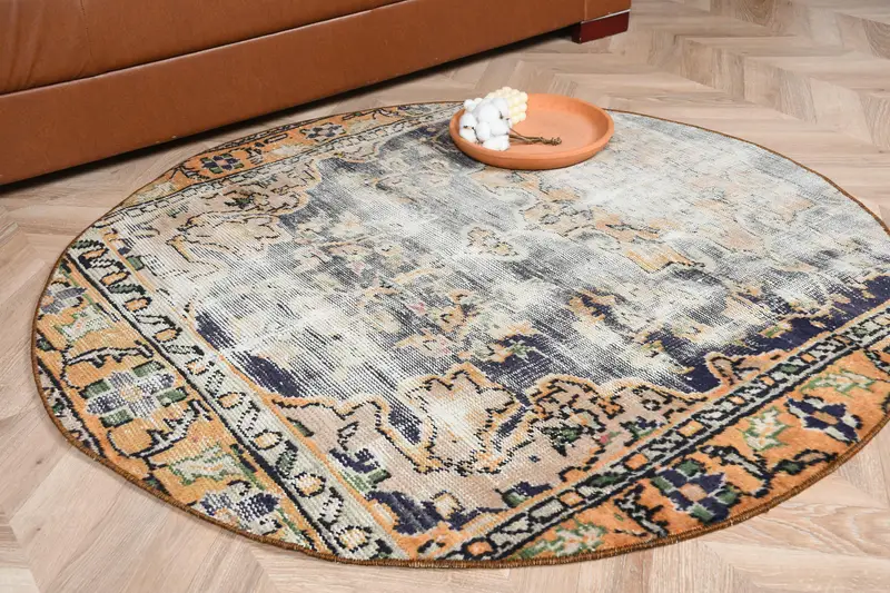 Vintage Turkish Rug, 4.2x4.2 ft Oushak Rug, Blue Polka dot Wool Rug - 1