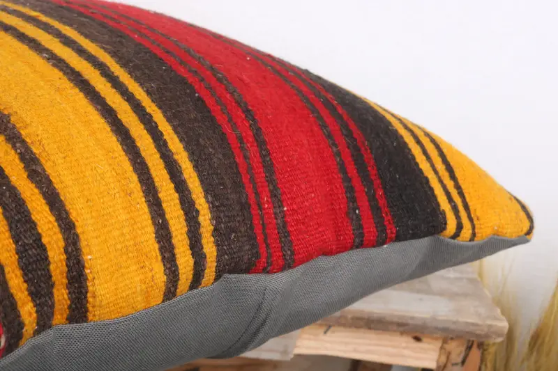 Pastel Pillow Cover, Handmade Kilim Cushion, Pillow Case, Neutral Pillow Case, Throw Kilim Pillow, Vintage Kilim Pillow, 20x20 Yellow Pillow Case - 6