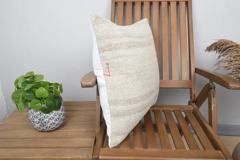 Vintage Kilim Pillow, 20x20 Beige Pillow Sham, Pattern Throw Cushion Cover, Vintage Kilim Throw Pillow, Vintage Pillow, Cushion Case - 2