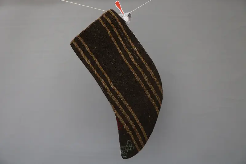 Medias de adornos navideños beige y marrón, medias festivas