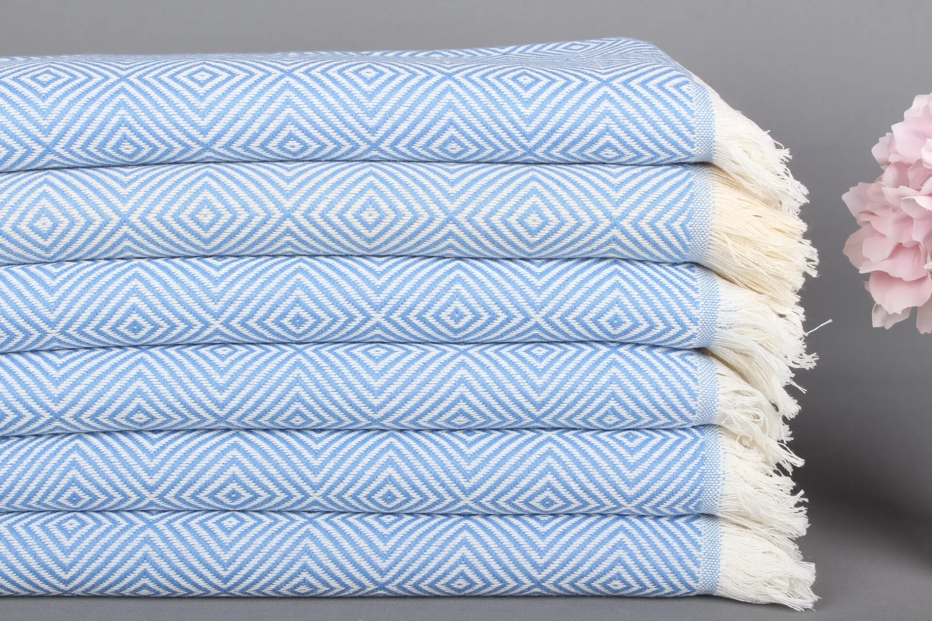 Bathroom Towel Diamond Hand Towel Turkish Cotton Light Blue, 20x28 Inches - 1
