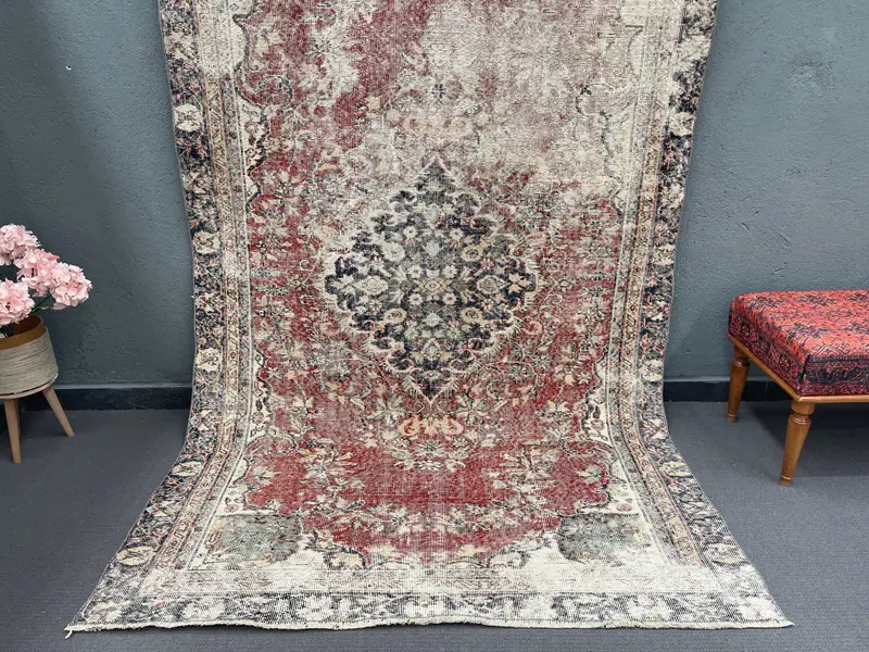 5,3x8,9 ft Teppich, Vintage Oushak Teppich, türkischer roter Wollteppich mit Punkten - 1