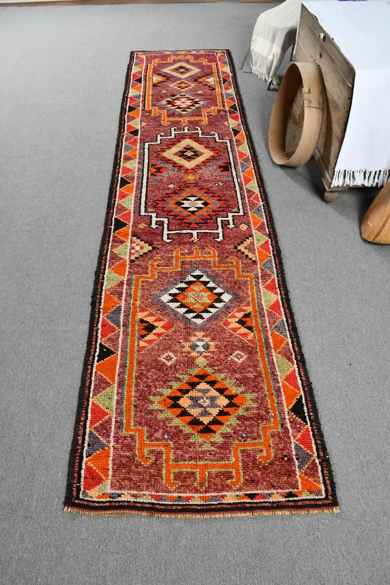 Türk Vintage Halısı, 2.9x12.4 ft Runner Halısı, Kırmızı Turuncu Halı - 1