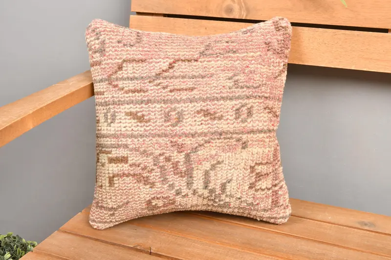 Beigefarbenes Southwestern-Kissen, 12x12 Vintage besticktes Kissen