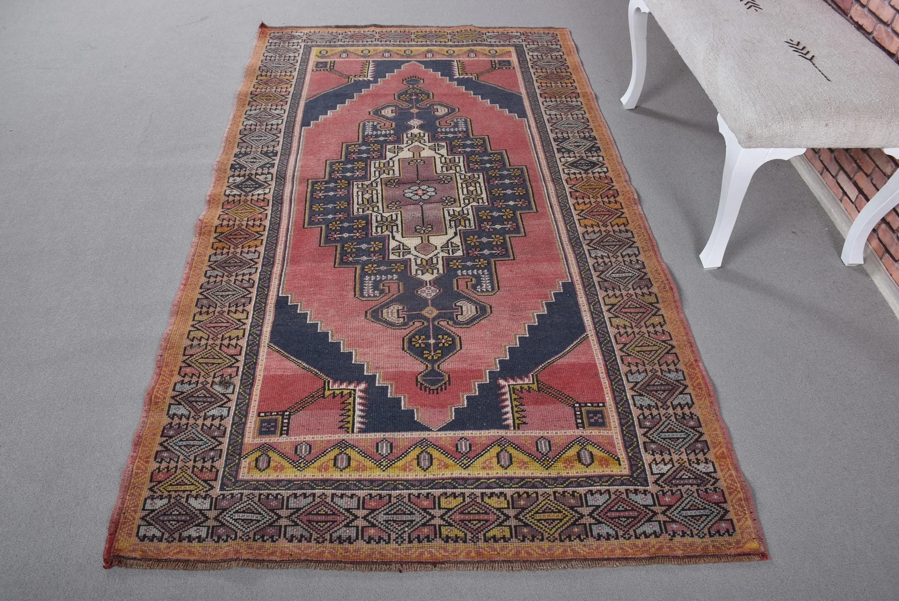 Turkish Vintage Rug 4.1x7.3 ft (125x223 cm), Red Southwestern Rug - 1