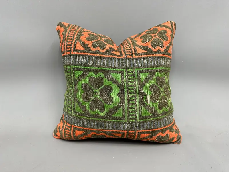 Vintage Pillow, Tribal Pillow Cover, 18x18 Green Pillow, Gift Pillow, Boho Pillow, Cushion, Armchair Pillow Cover, Aztec Cushion, Aztec Pillow Case - 1