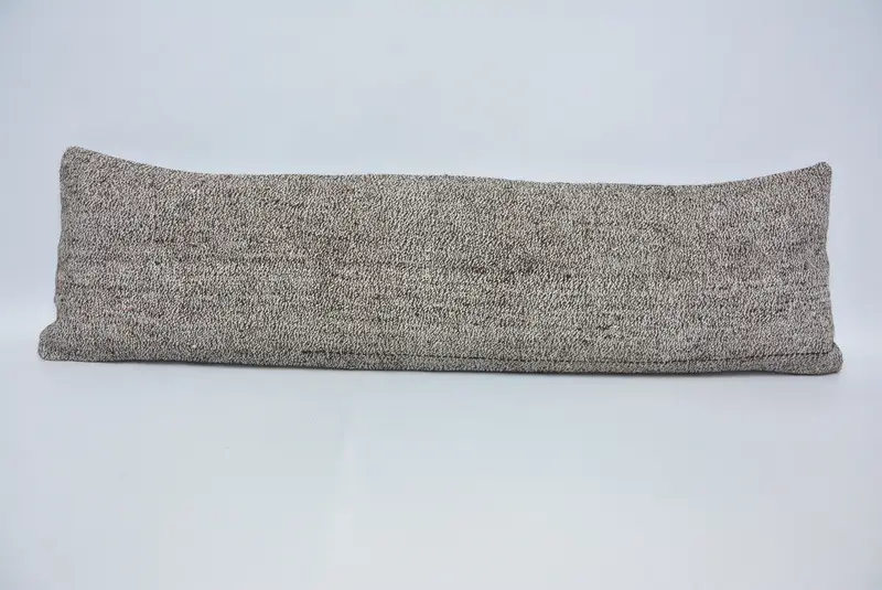 Braun-weiß kariertes Wurfkissen, 12x42 Hanf- und Wollkissen