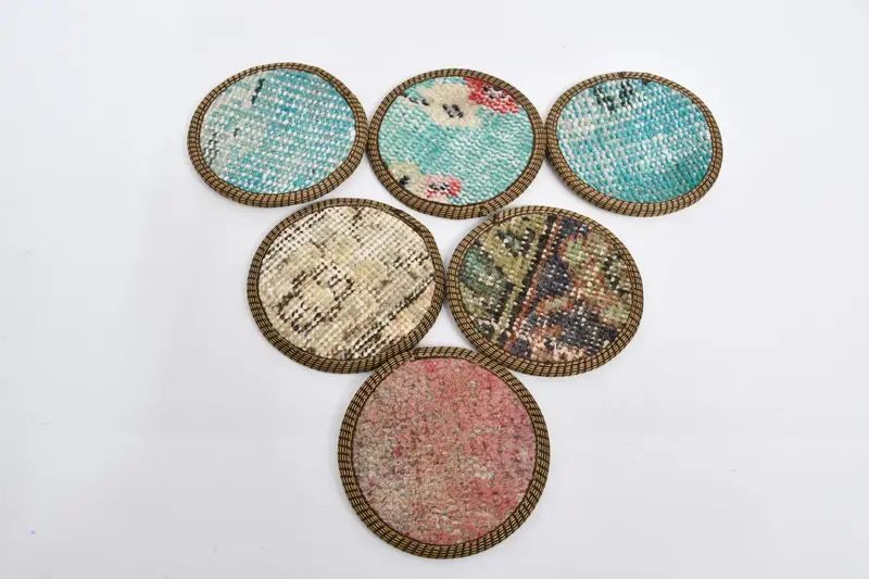 Böhmische runde Untersetzer, blaue und rosa Küchendekor-Untersetzer