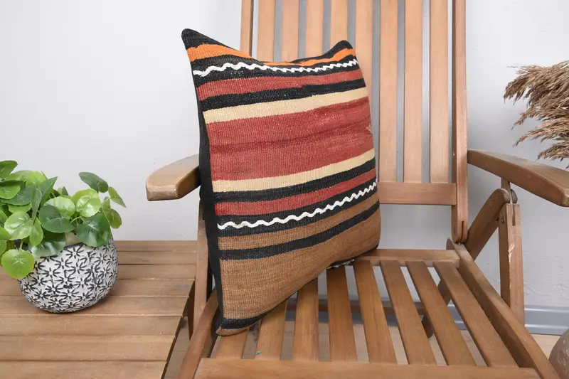 Pillow Cover, Throw Kilim Pillow, 18x18 Red Cushion Cover, Handmade Rug Seat Cushion, Luxury Pillow Case, Pillow for Couch, Interior Designer Pillow - 2