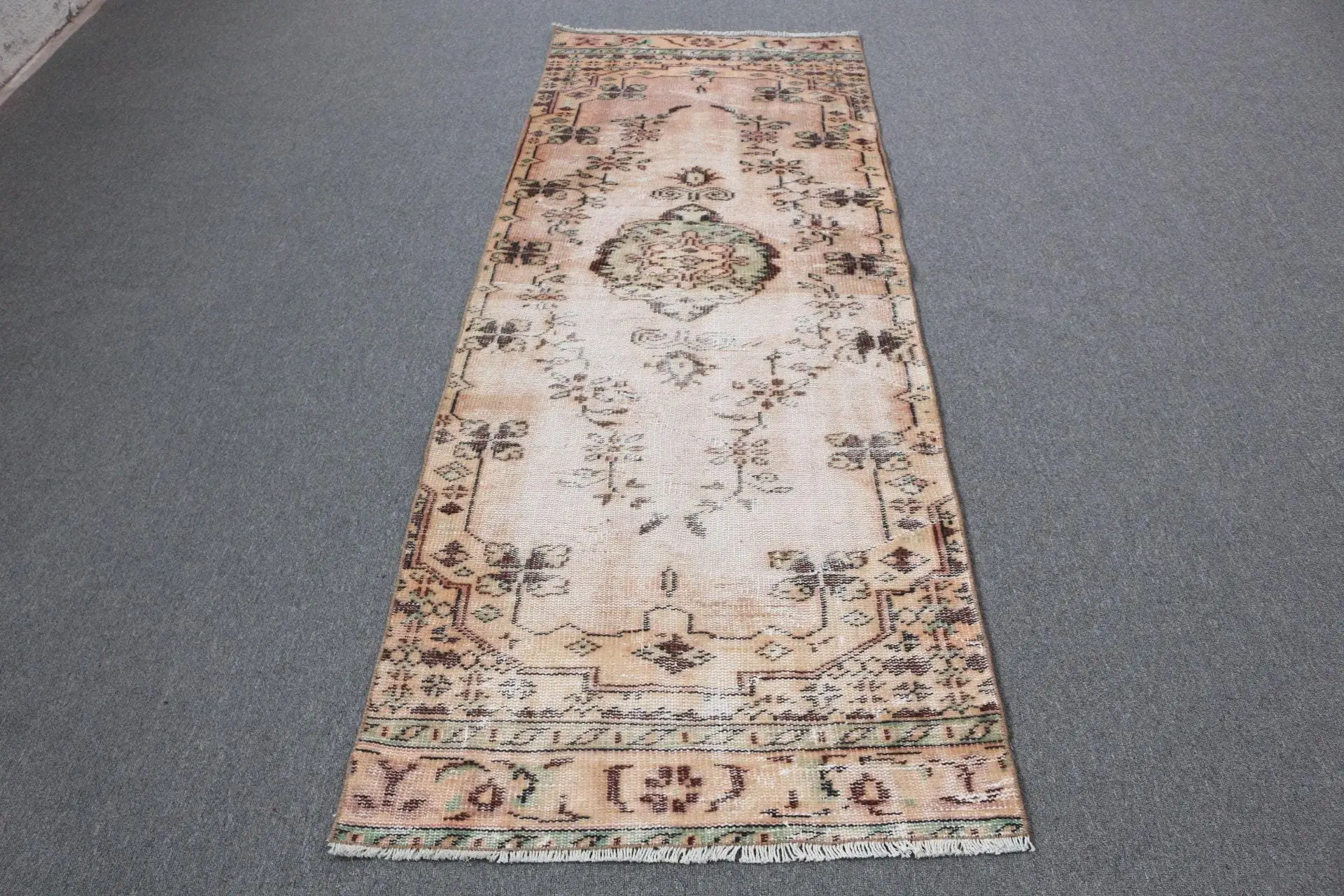 Türkischer Vintage-Teppich, 87 x 240 cm, brauner Ombré-Teppich - 1