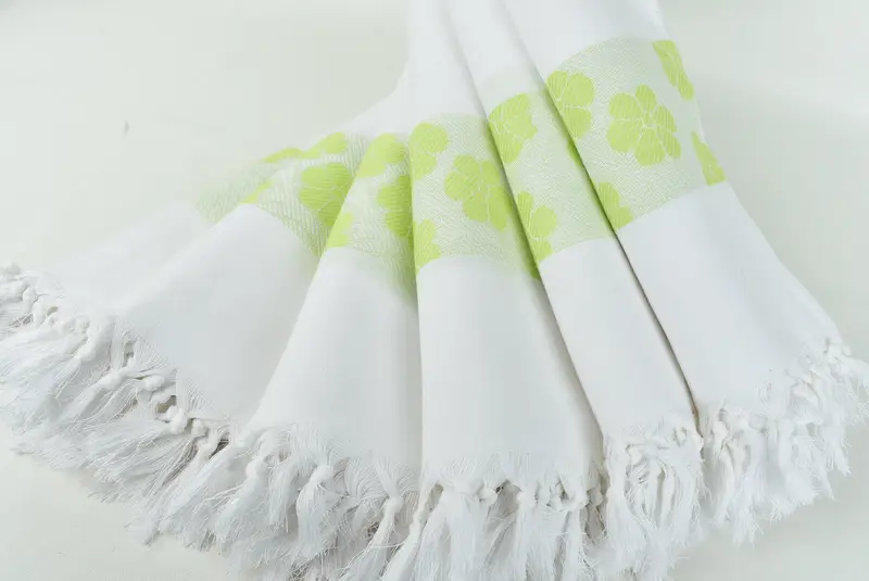 70x40 Cotton Daisy Design Towel, Lightweight Turkish towel, Valentines Day Gift Idea, Quick-dry peshtemal, Monogram Towels, Bridal Shower Favors - 4