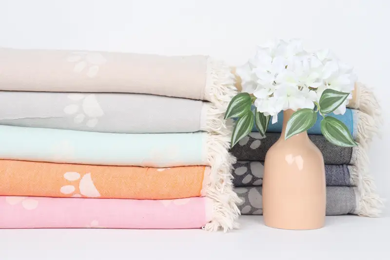 Oversized Beach Towel, Beach Towel Bulk, Absorbent Turkish towel, Wedding Gift Ideas, Bachelorette Gifts, Thin towel, 70x36 Cotton Paw Design Towel - 2