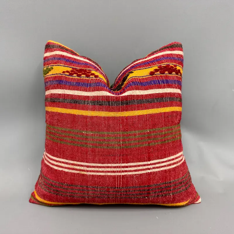 Pillow Cover, 18x18 Red Pillow Case, Throw Kilim Pillow, Bohemian Cushion Pillow Case, Vintage Kilim Pillow, Turkish Pillow - 1