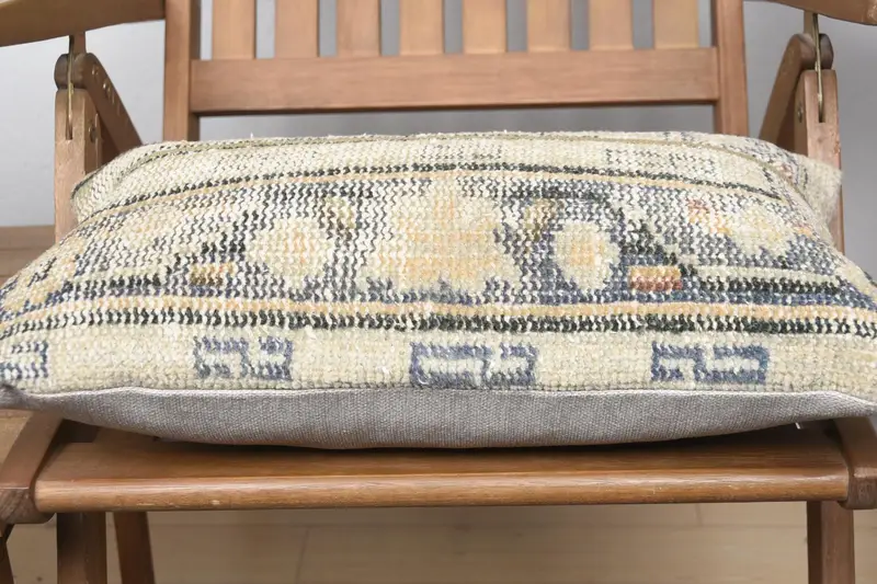Throw Kilim Pillow, Vintage Kilim Throw Pillow, Pattern Throw Pillow, 12x20 Beige Cushion Cover, Accent Cushion Cover, Pillow for Sofa, Pillow Cover - 5