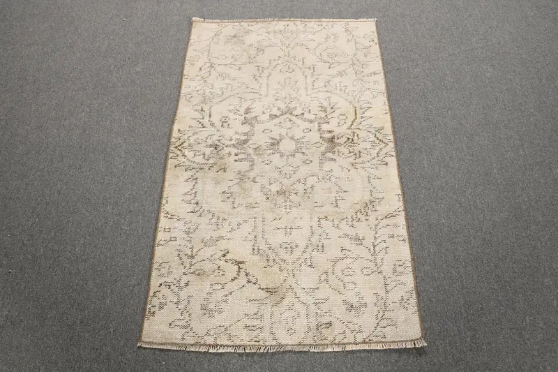 2.4x3.9 ft Vintage Turkish Rug, Small Rug, Oushak White Wool Rug - 1
