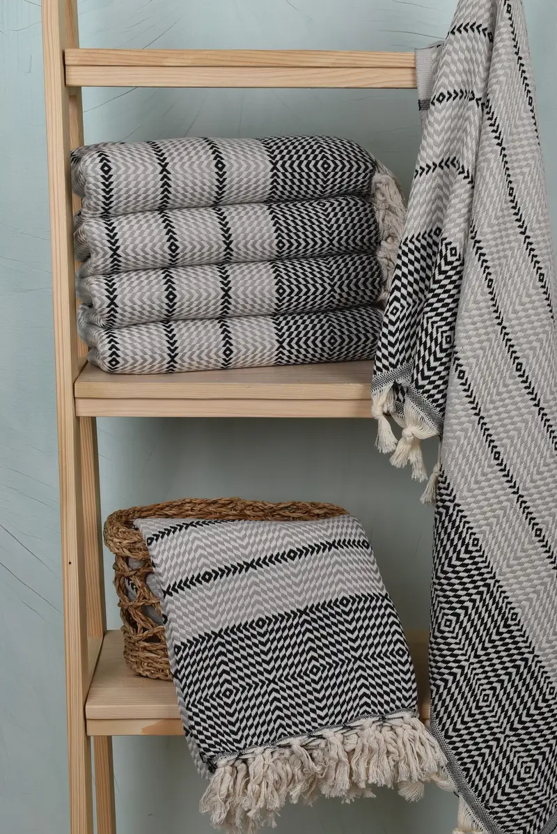 Gift For Her, Holiday Towel, 80x40 Cotton Diamond Towel, Embroidered Towel, Custom Towel, Handwoven Turkish bath towel, Best Friend Christmas Gift - 3