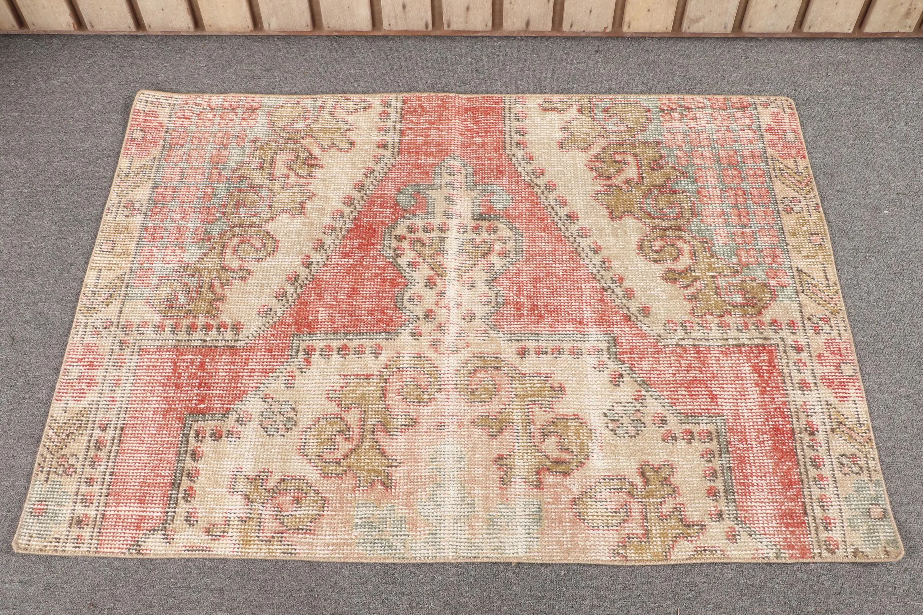 2,6x3,9 ft Vintage Teppich, türkischer kleiner Teppich, rotbrauner Tierdruckteppich - 1