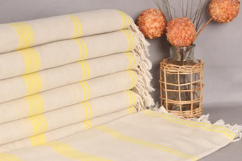 Gelbes Baumwollhandtuch, personalisiertes Geschenk, 36 x 79 Zoll