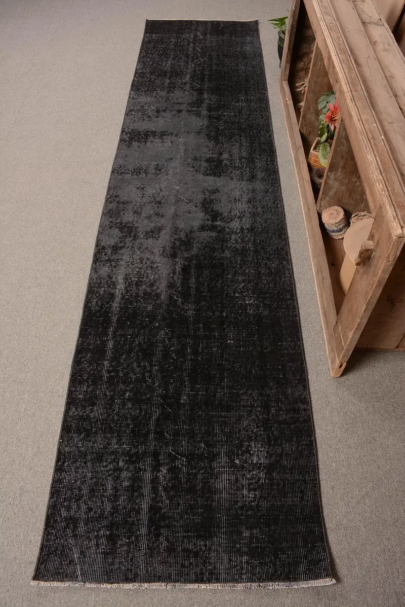 Elegant Black Rug, 2,4x10,6 ft Geometric Floral Design