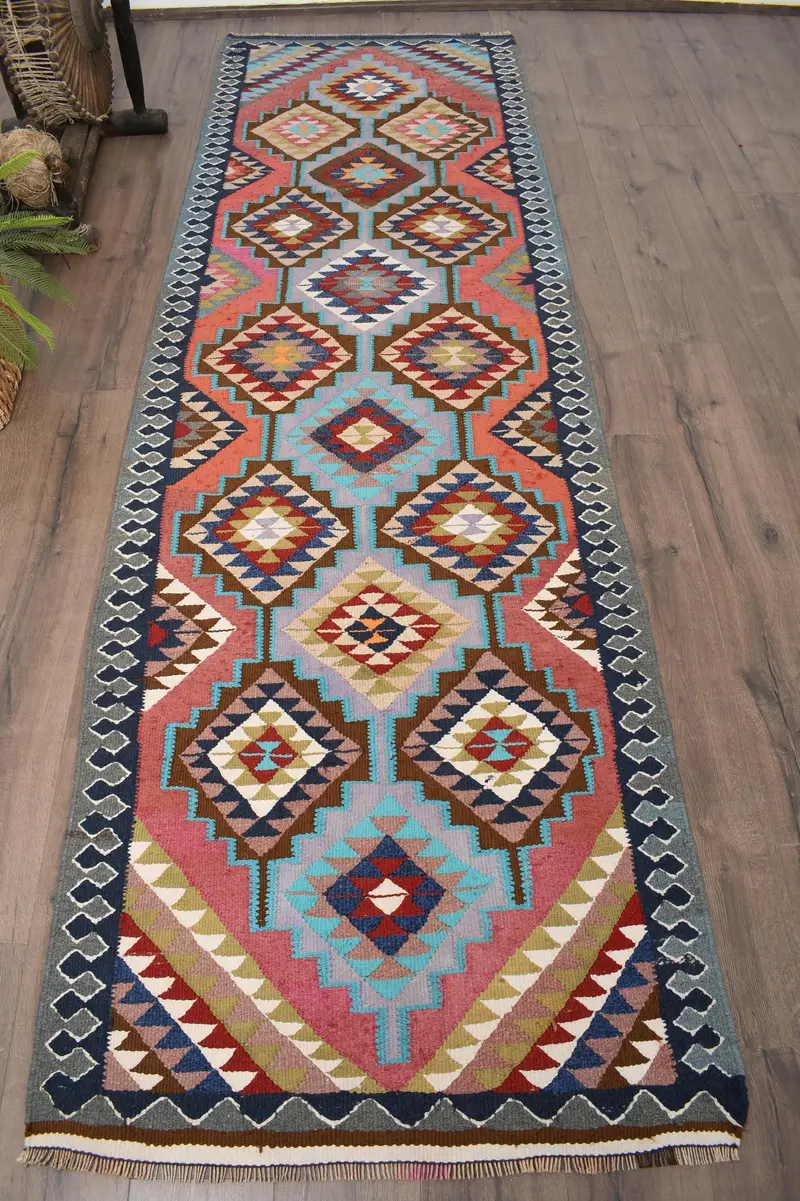 Türk Yolluk Halısı, 3.2x10.7 ft Vintage Halı, Kırmızı Kilim Yün Halı - 1